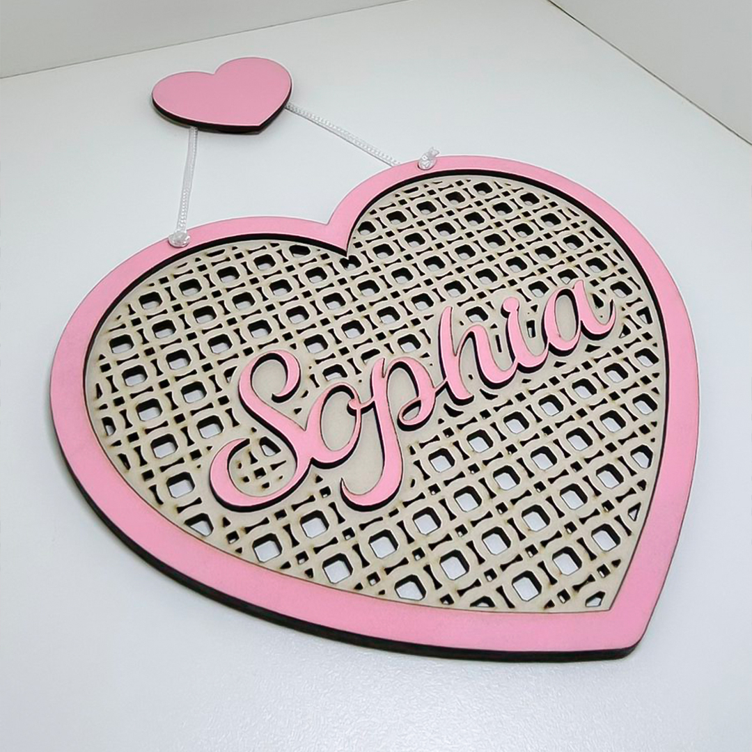 Porta Maternidade Palha Indiana MDF 20cm coração rosa - Imagem 4